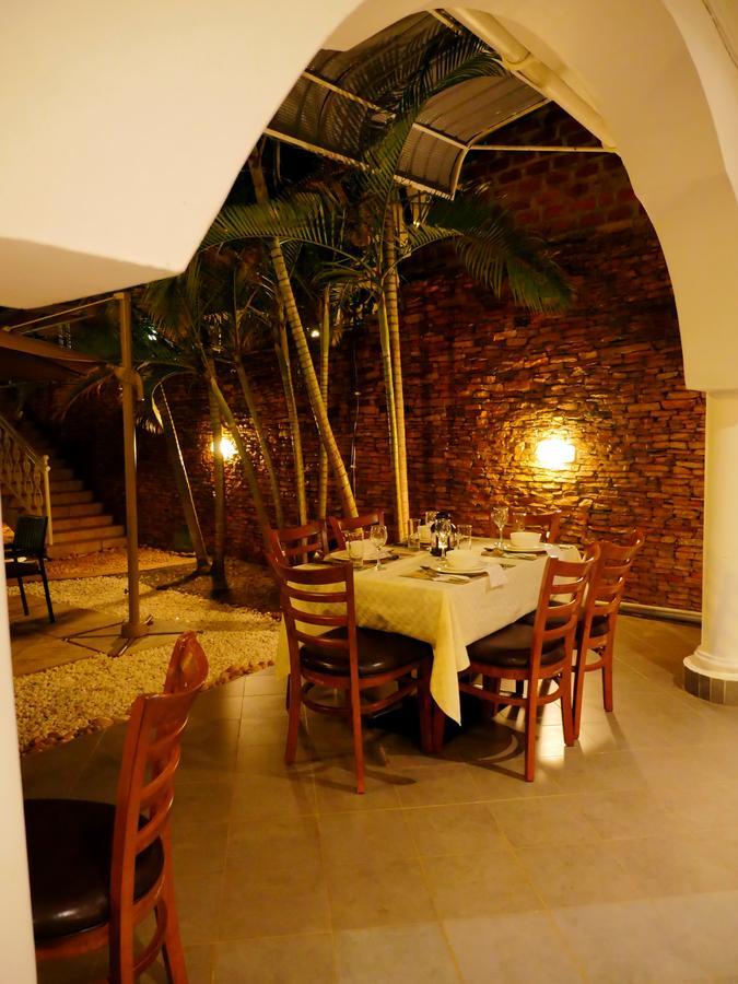 Ivory Castle Limited Otel Kampala Dış mekan fotoğraf