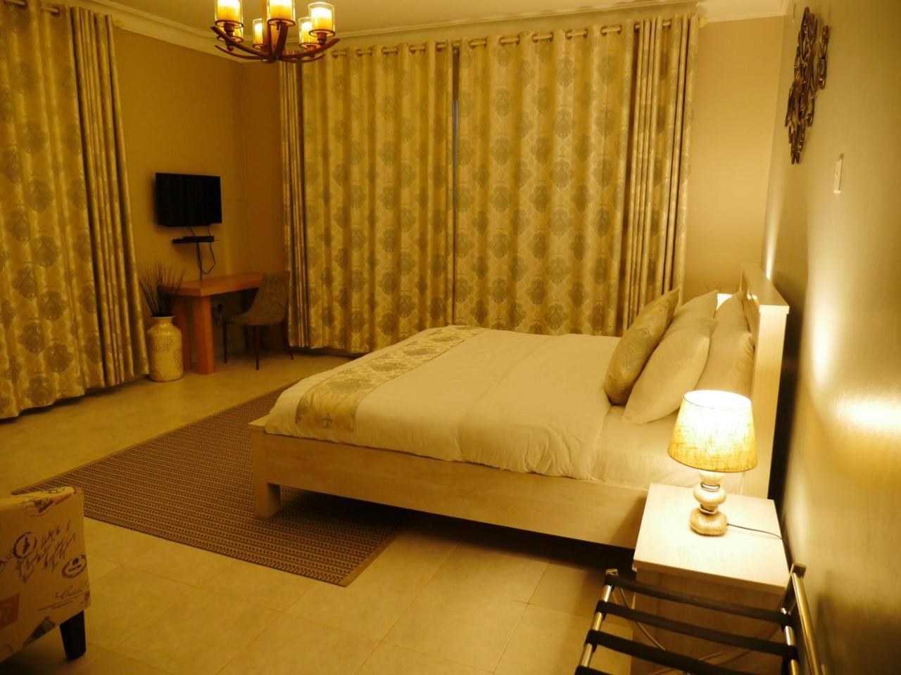 Ivory Castle Limited Otel Kampala Dış mekan fotoğraf